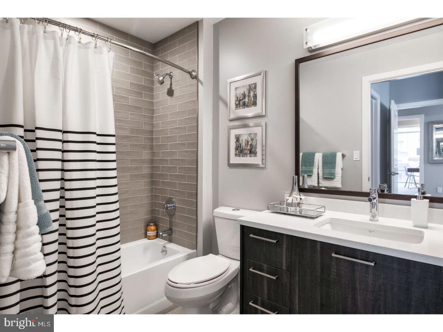 1213 Walnut St #2b-2302 Property Photo 3