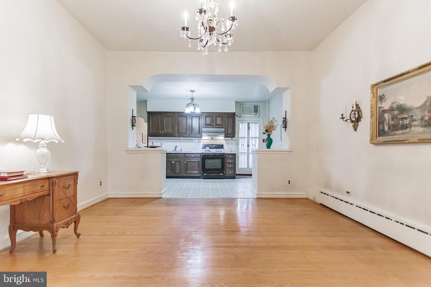 513 Pine St Property Photo 6