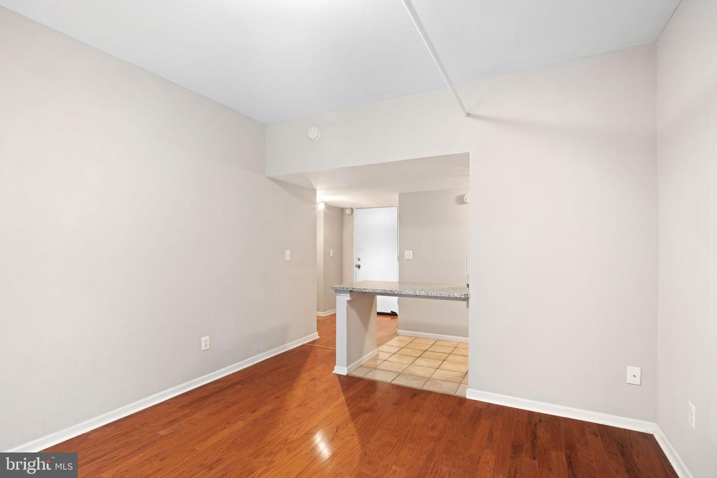 1324 Locust St #207 Property Photo