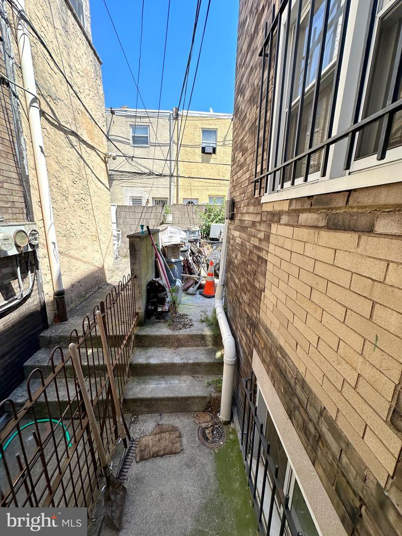 2525 S Broad St Property Photo 23