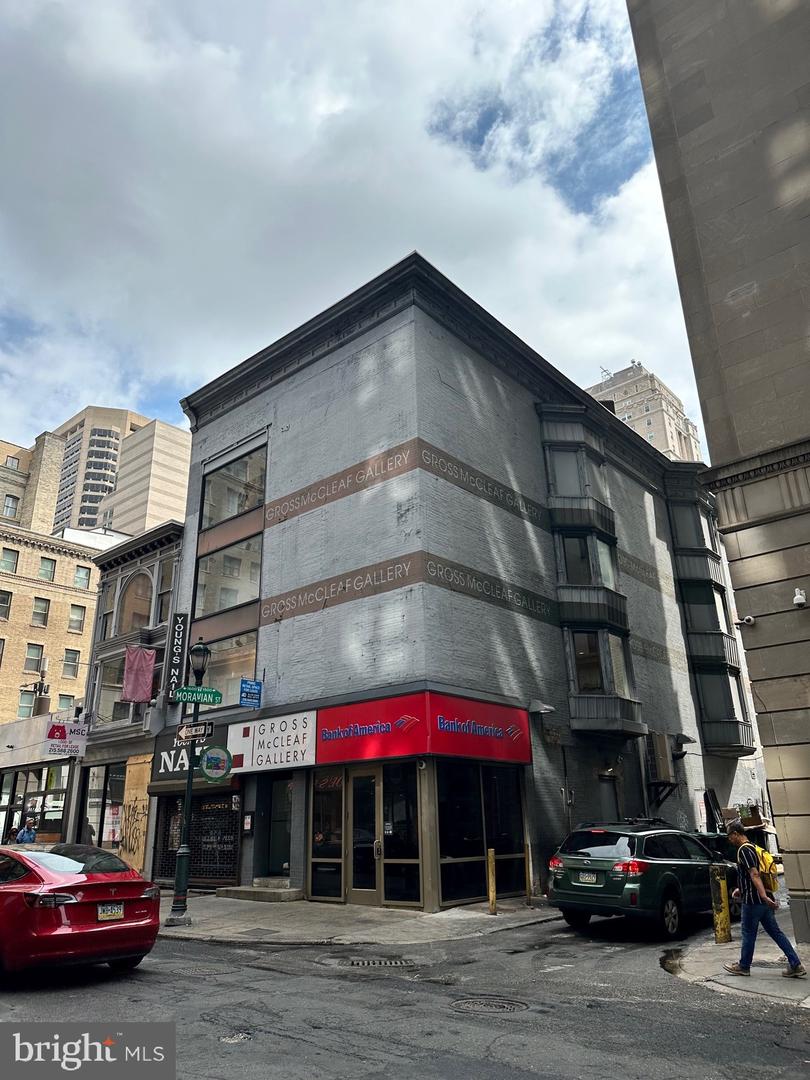 127 S 16th St #floors 2-4 Property Photo 2