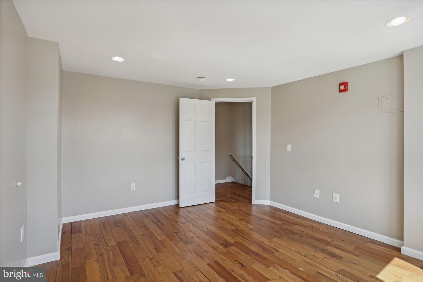 6200 Ellsworth St Property Photo 13