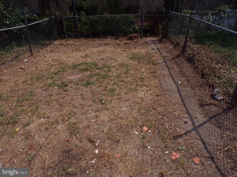 6212 W Stiles St Property Photo 6