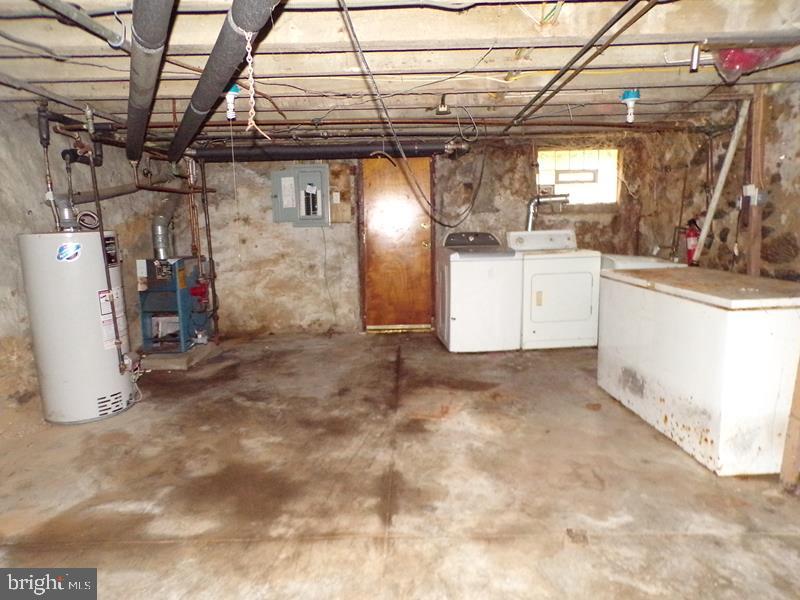 6212 W Stiles St Property Photo 24