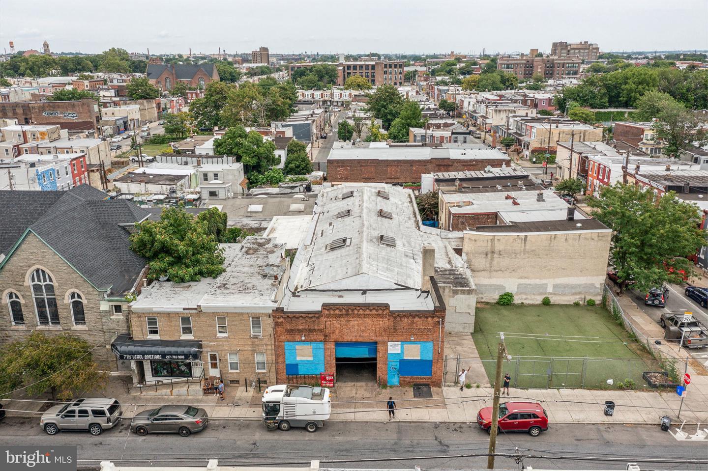 1839-41 E Somerset St Property Photo