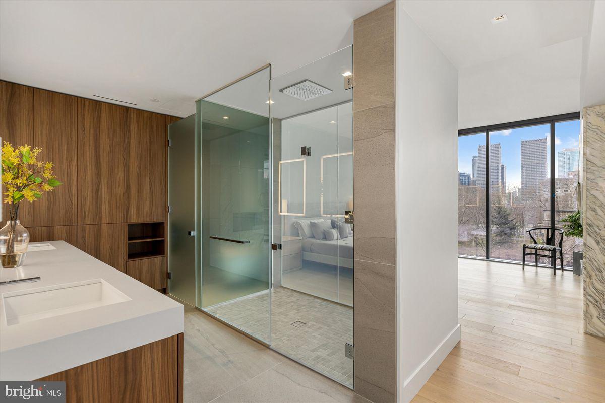 2100 Hamilton Street #3b Property Photo 10