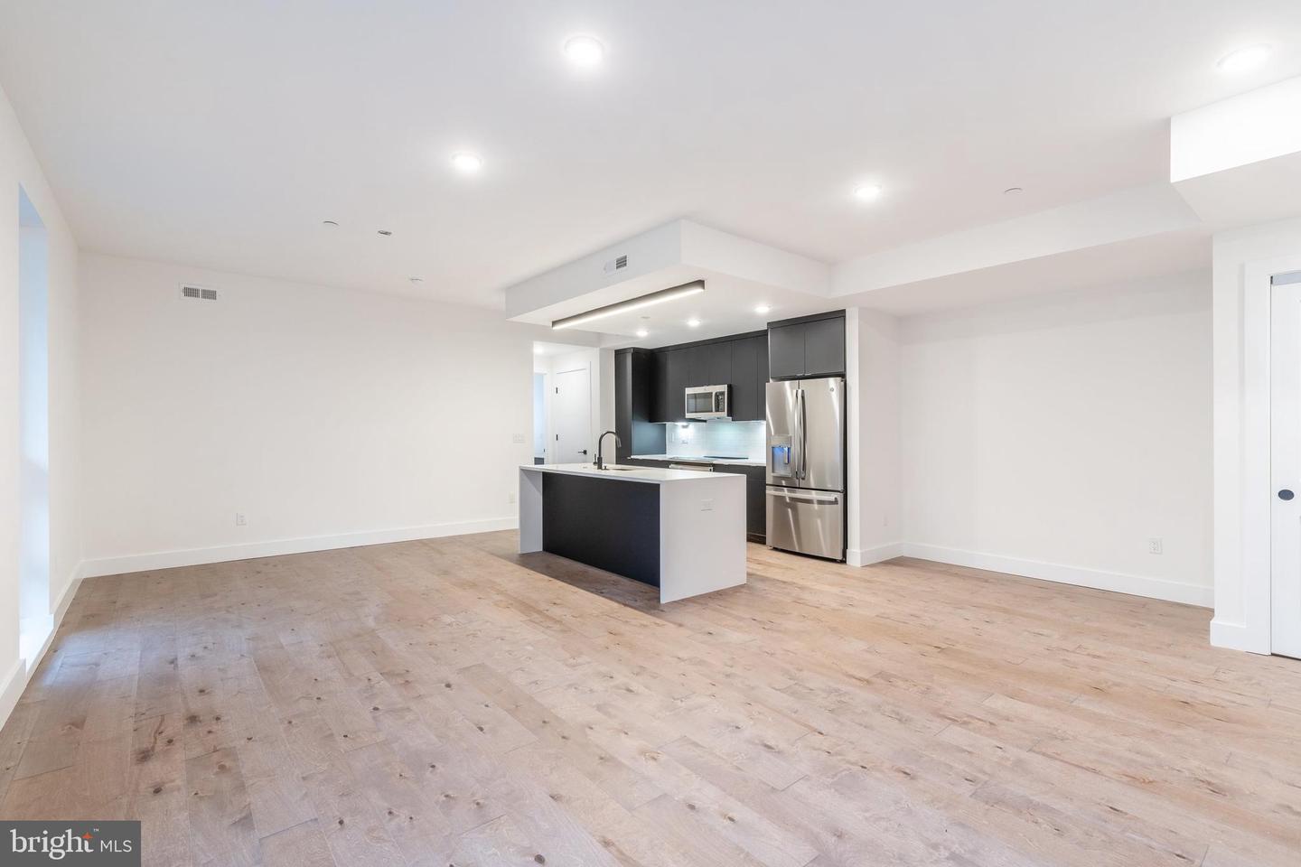 1501 N 31st St #ph17 Property Photo