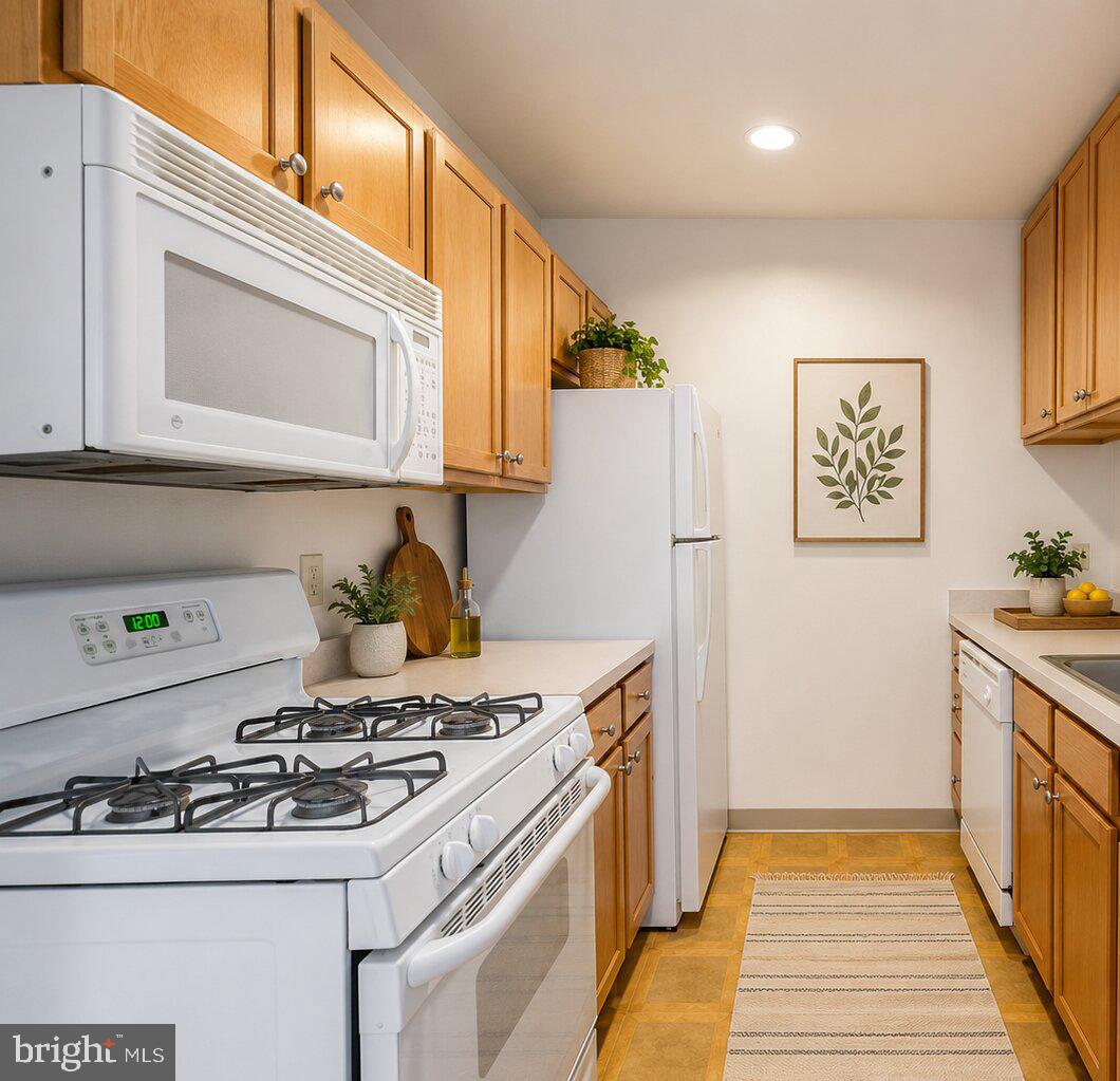 1100 Vine St #415 Property Photo 8