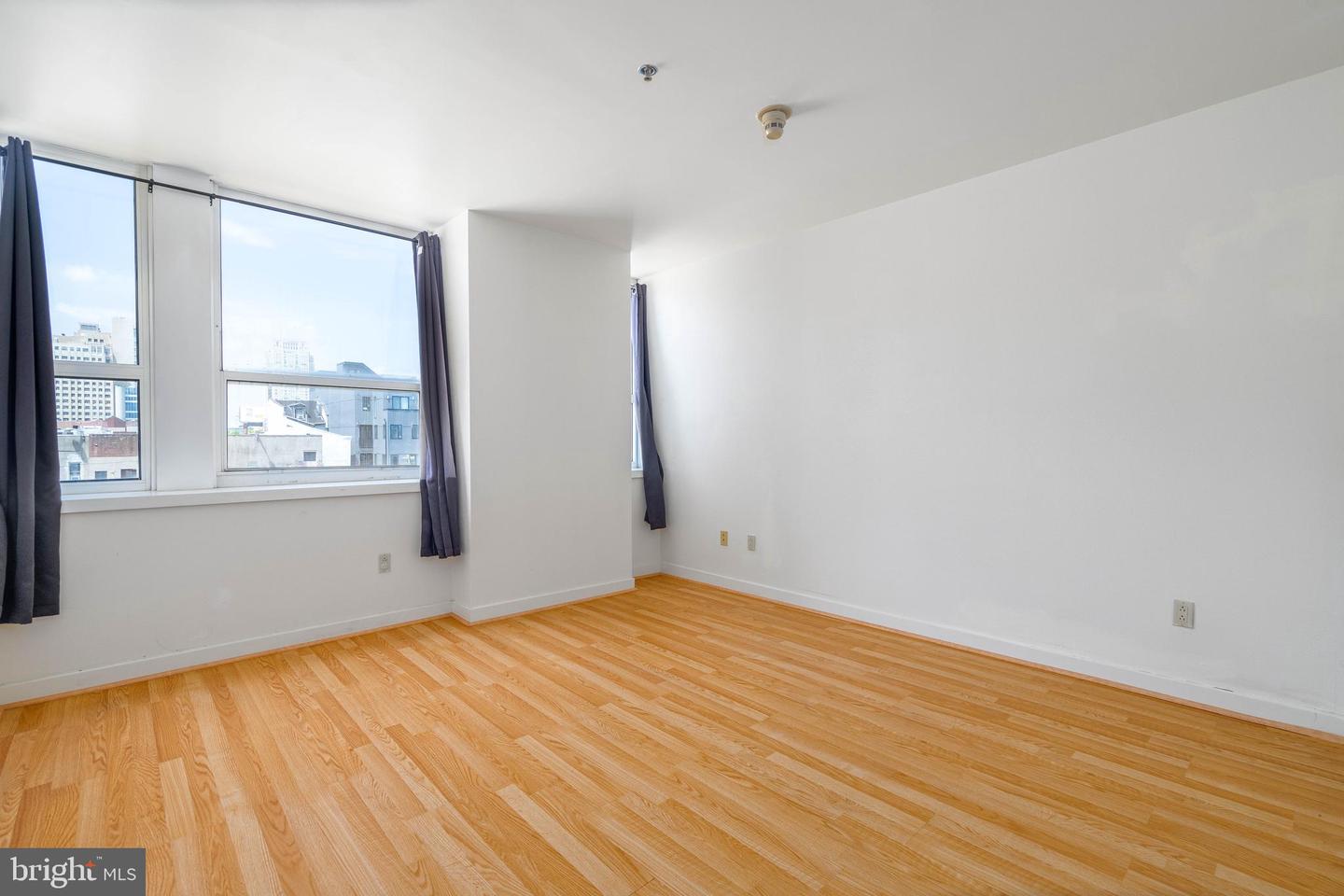 1100 Vine St #415 Property Photo 13