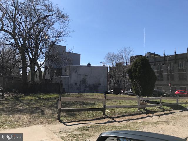 158-68 W York St Property Photo 1