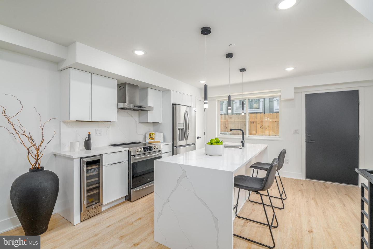 2603-2619 E Boston St Property Photo 34