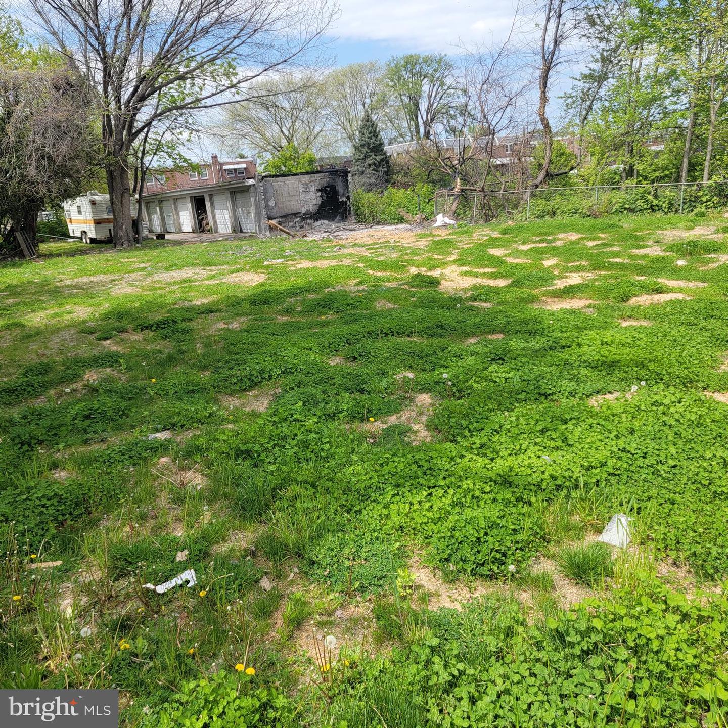 7627 Este Ave Property Photo 9
