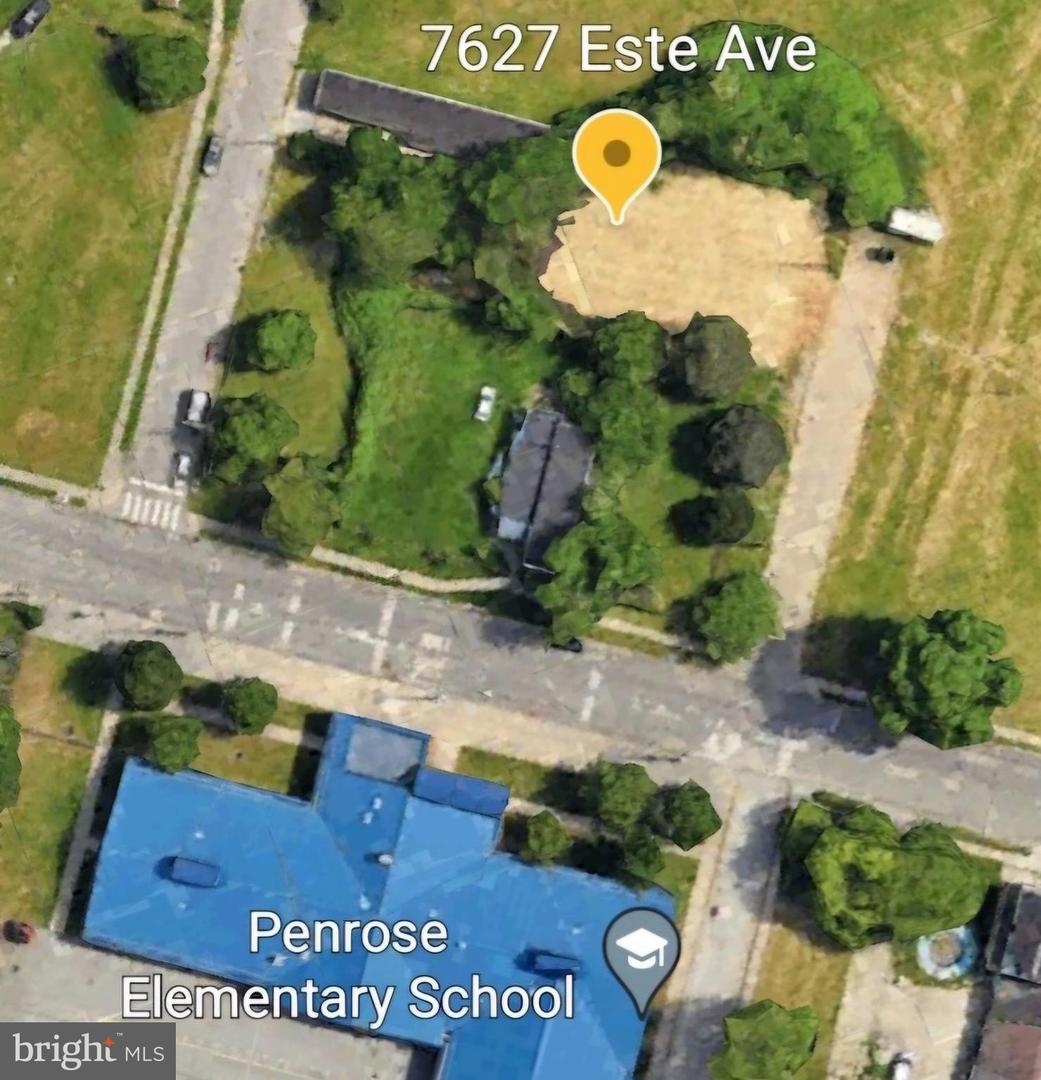 7627 Este Ave Property Photo 11