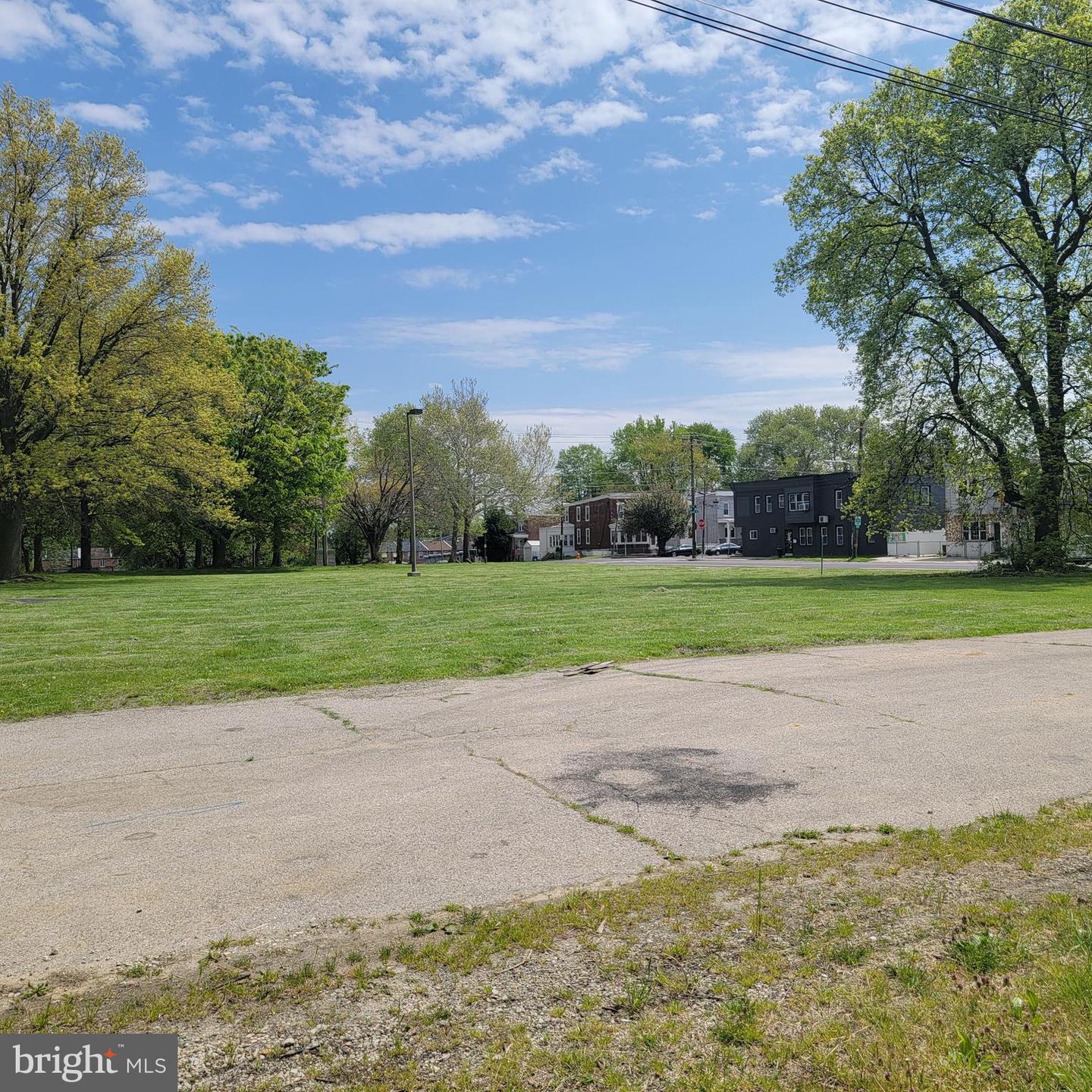 7627 Este Ave Property Photo 14