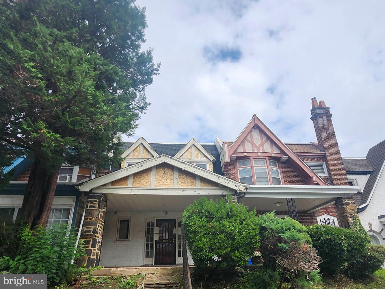 5221 Church Rd Property Photo 1