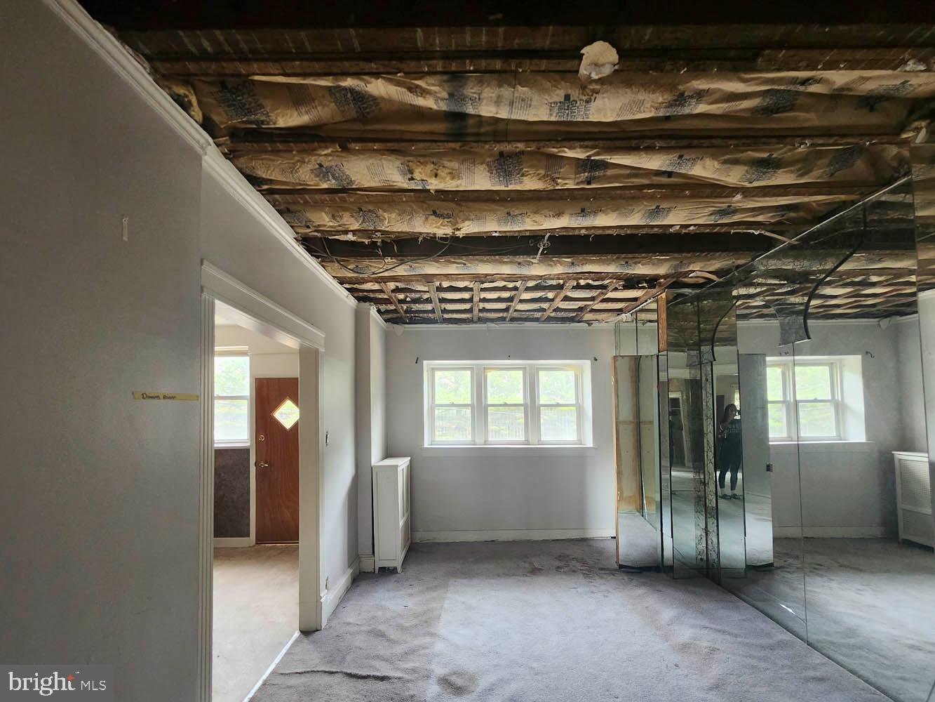 5221 Church Rd Property Photo 3