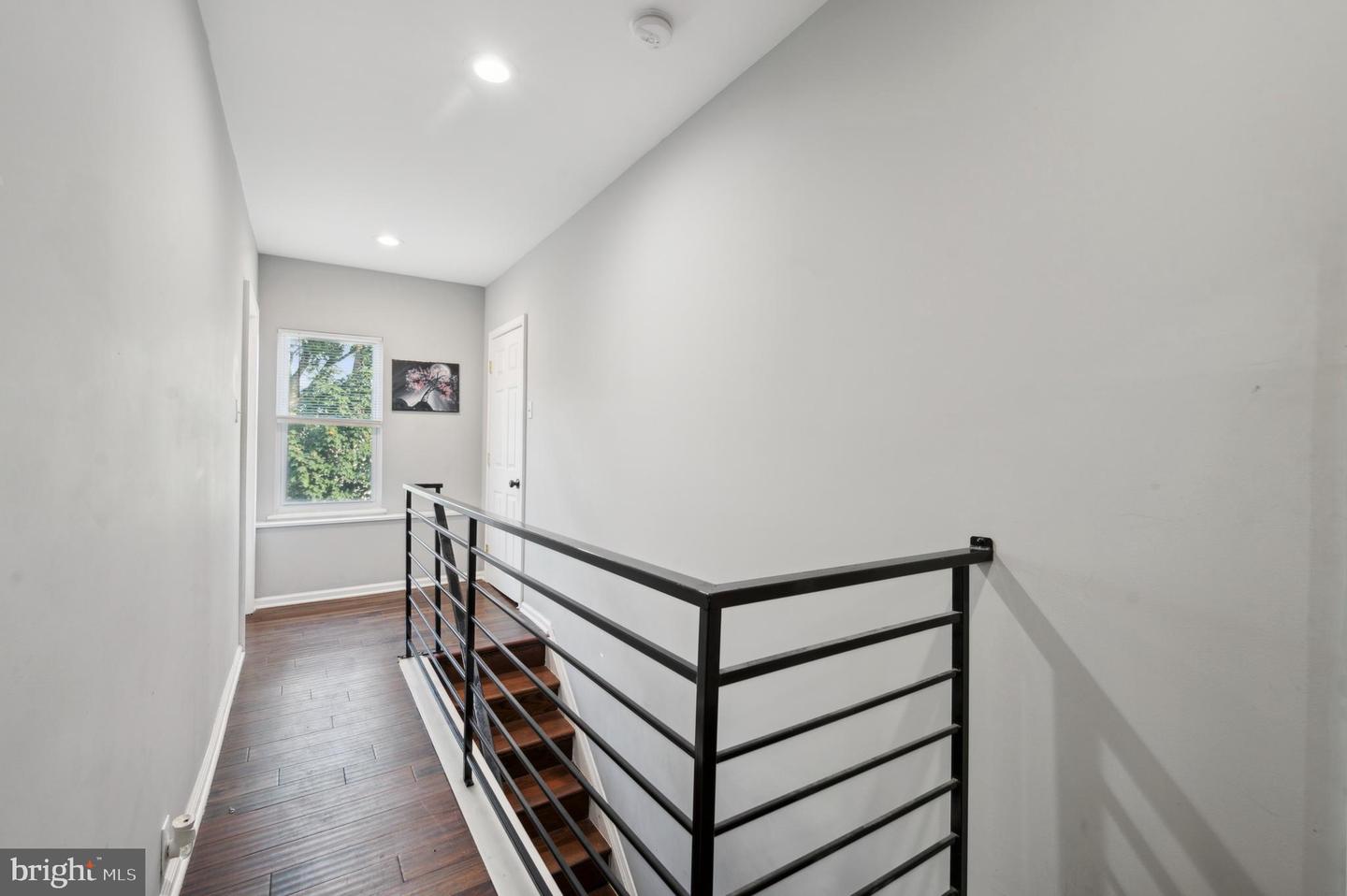 6833 Musgrave St Property Photo 15