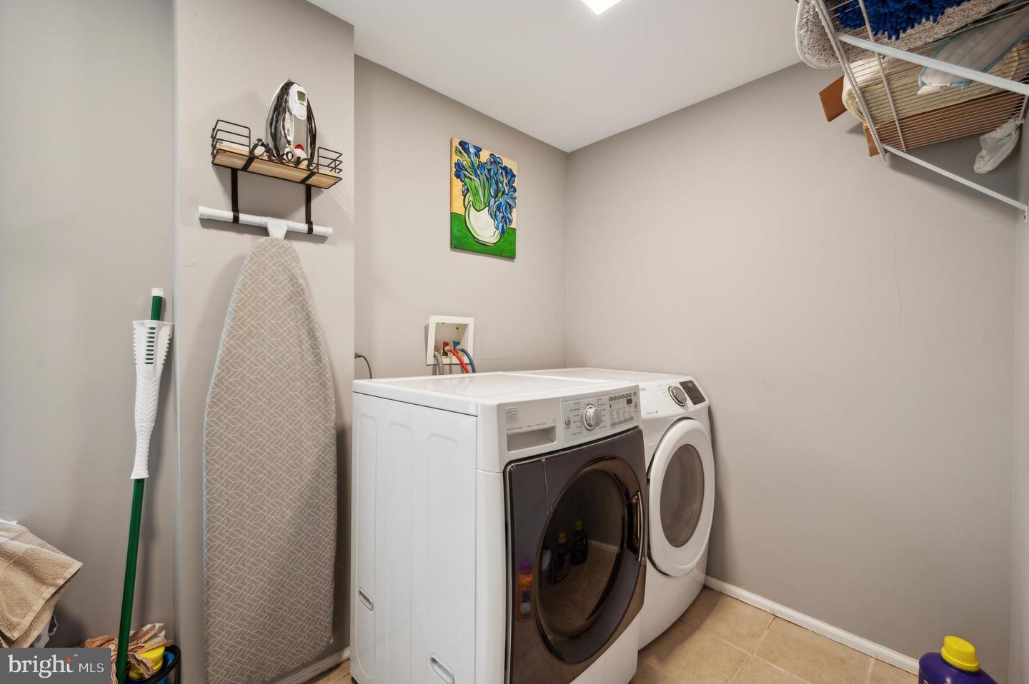 6833 Musgrave St Property Photo 17