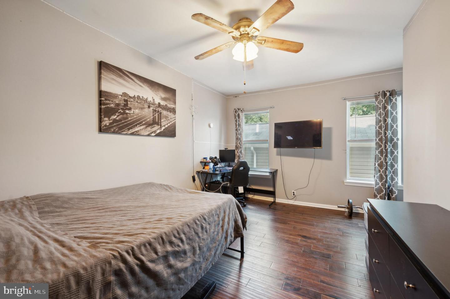 6833 Musgrave St Property Photo 19