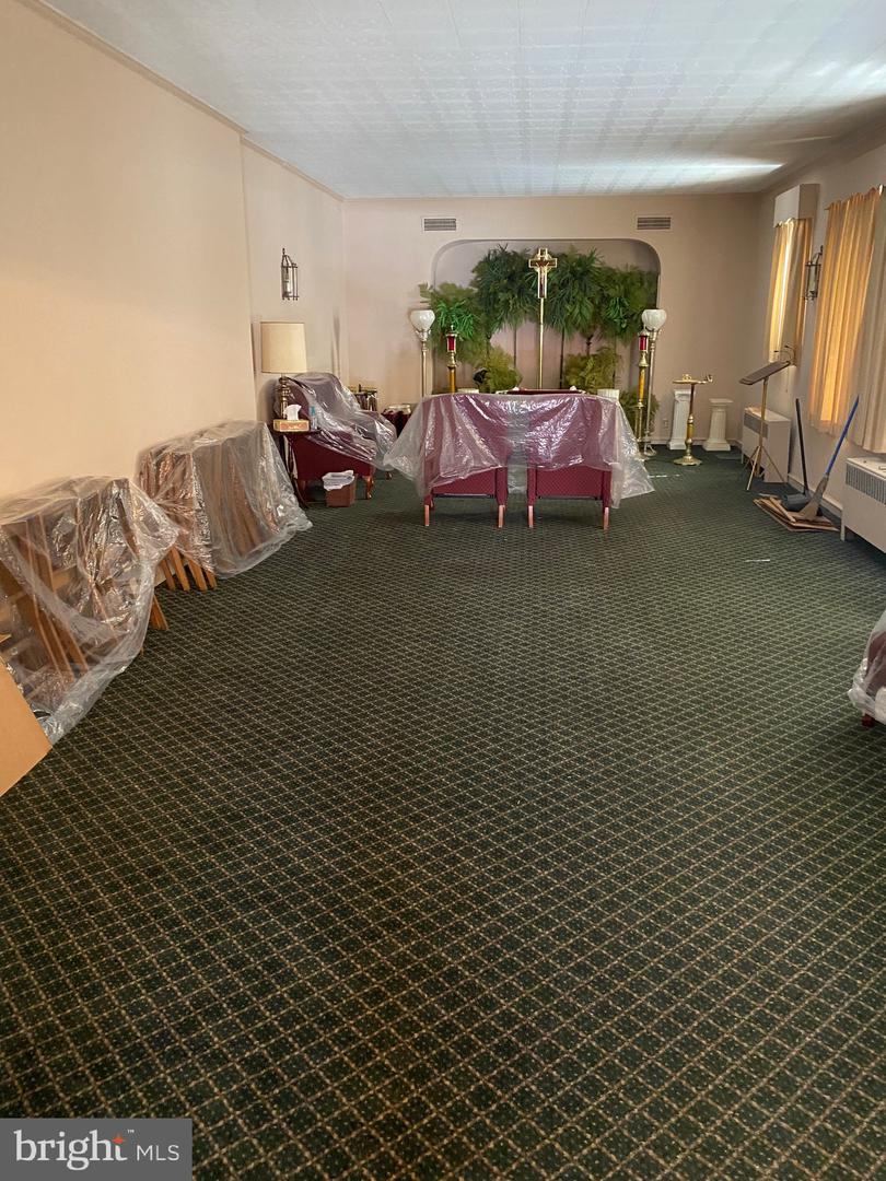 2711-13 E Allegheny Ave Property Photo 6