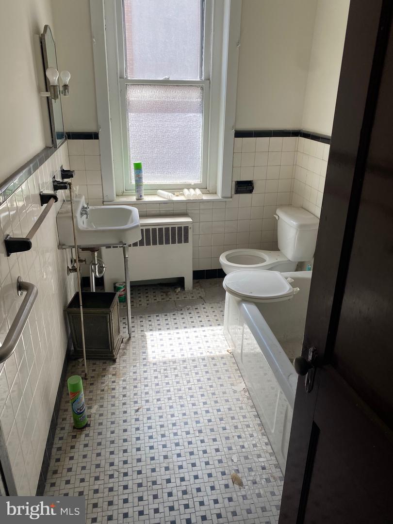 2711-13 E Allegheny Ave Property Photo 39
