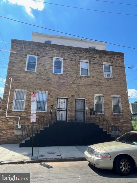 1412 W Tioga St #2f Property Photo 1