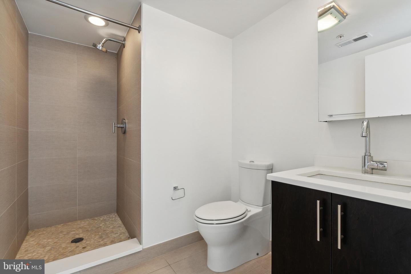 148 N Front St Property Photo 12