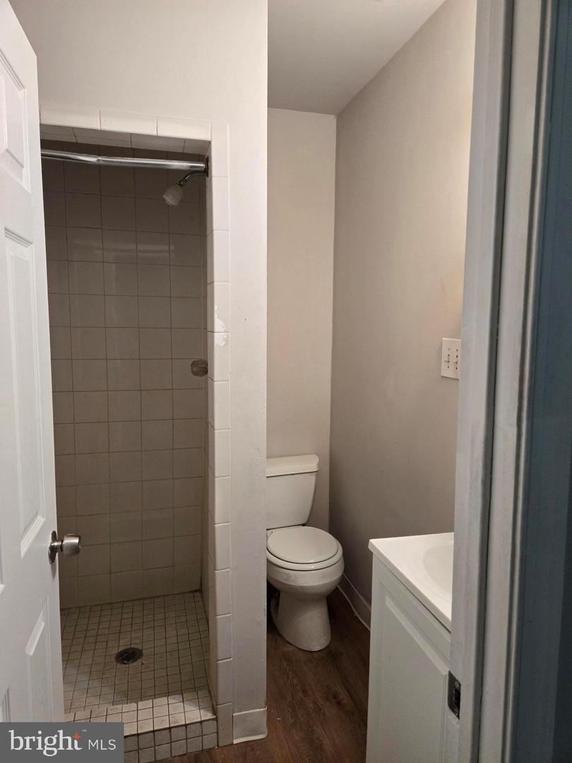 5431 Baltimore Ave #1st Fl Front Property Photo 3
