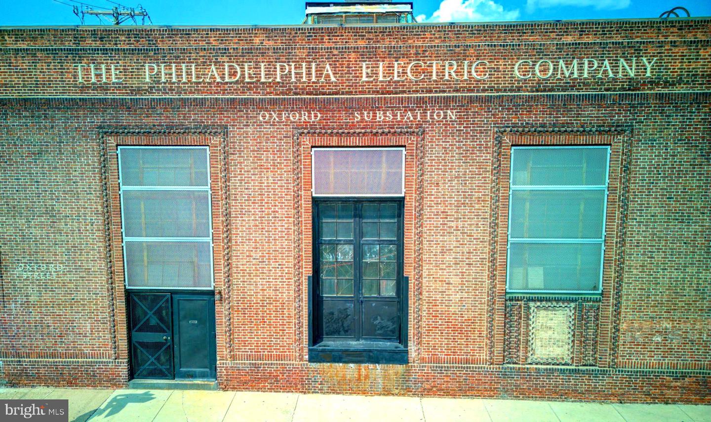 1835-45 W Oxford St Property Photo