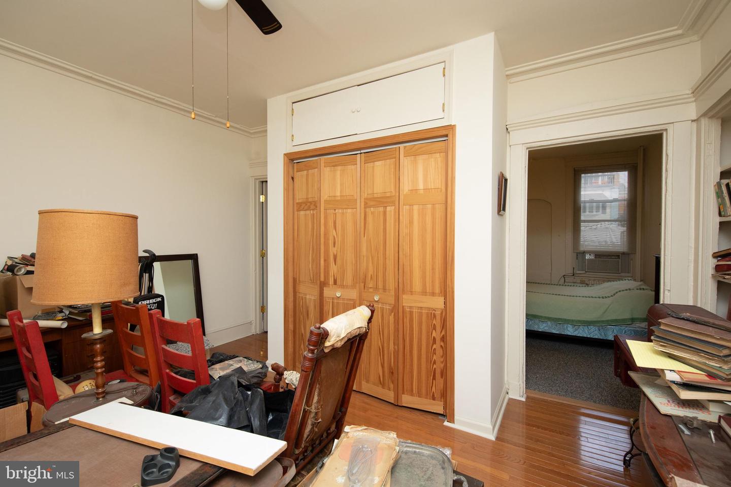 1127 Green St Property Photo 22