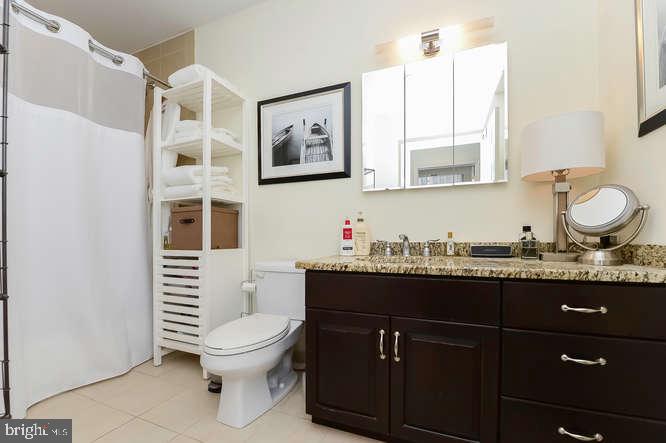 1600-18 Arch St #1407 Property Photo 7