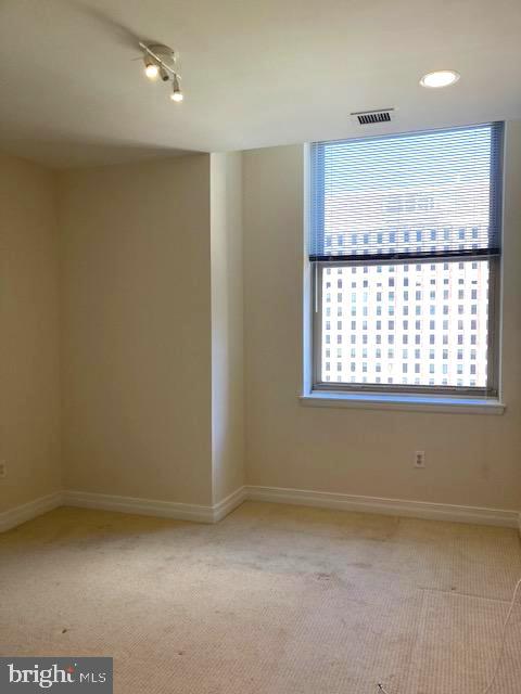 1600-18 Arch St #1407 Property Photo 11