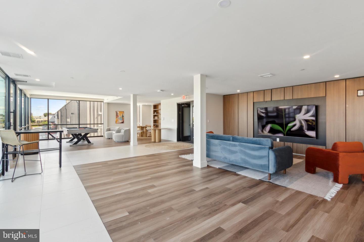 1775 N American St #studio Property Photo 11