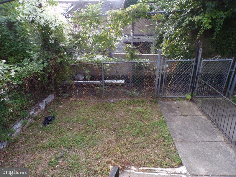 462 E Cosgrove St Property Photo 5