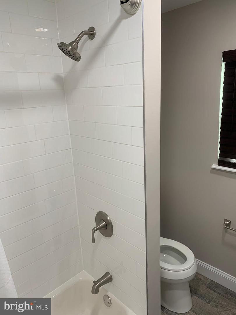 2634 Sears St Property Photo 19