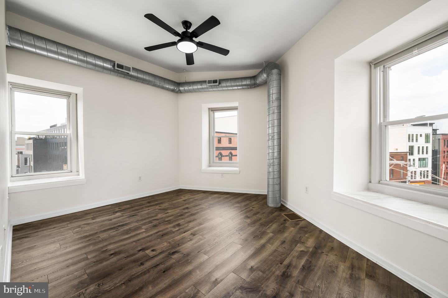 1733 Ridge Ave #r2 Property Photo 17