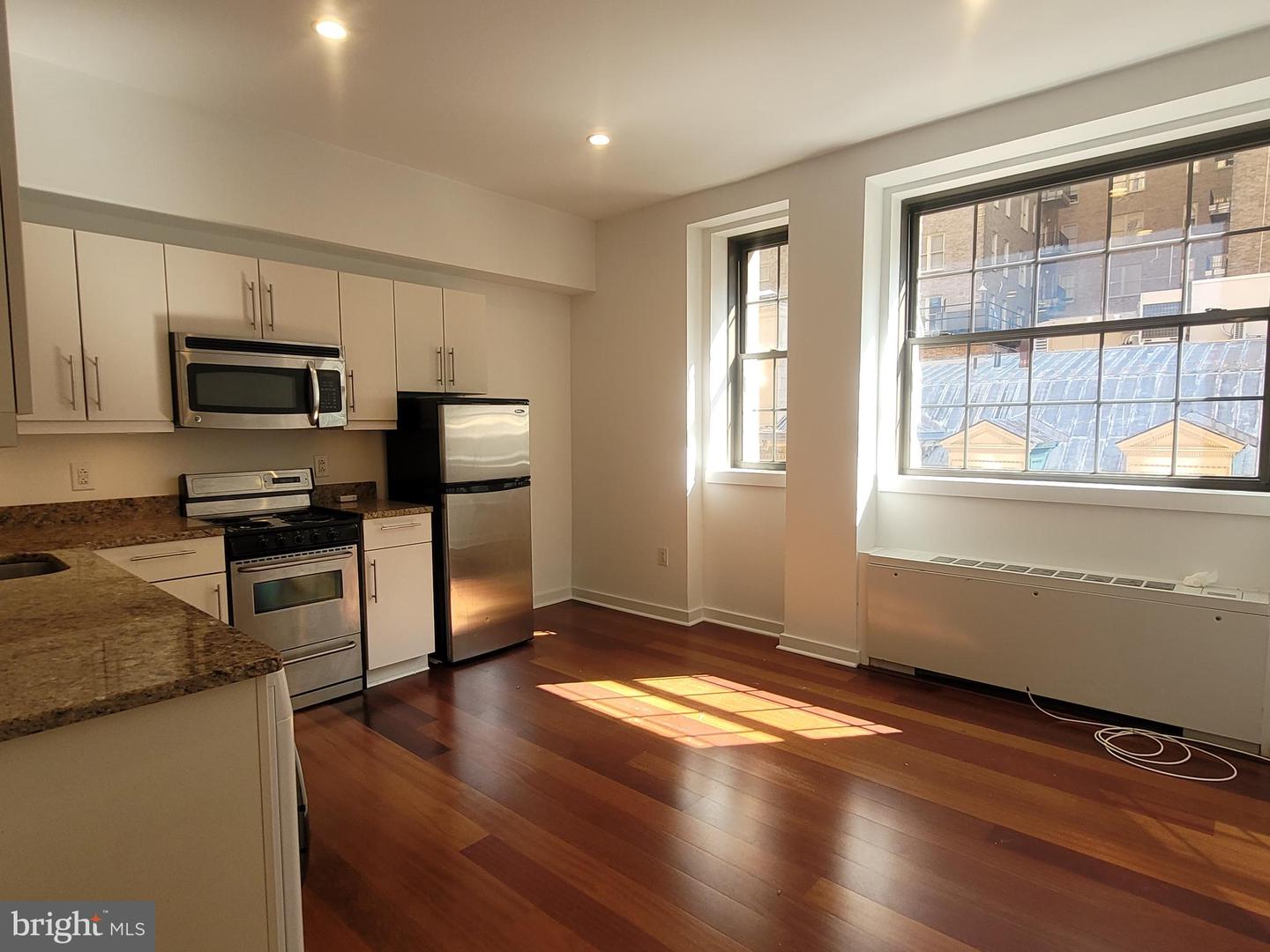 219-29 S 18TH ST #409 Property Photo 1