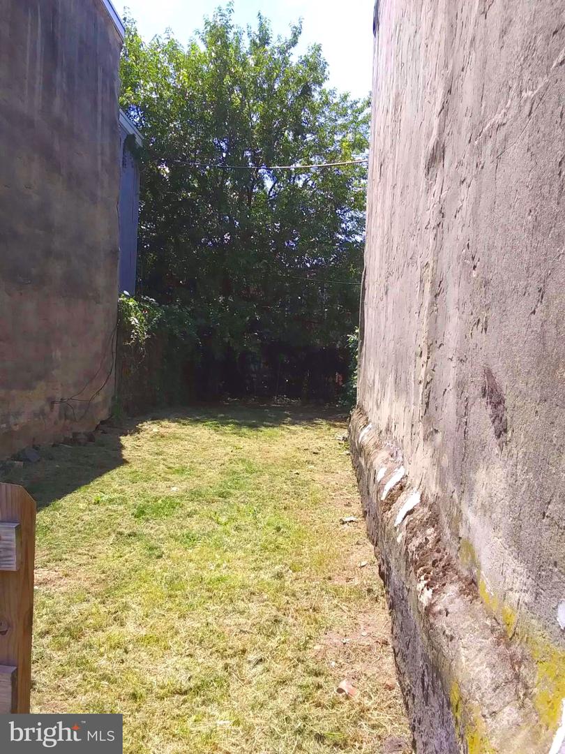 3024 W Gordon St Property Photo 1