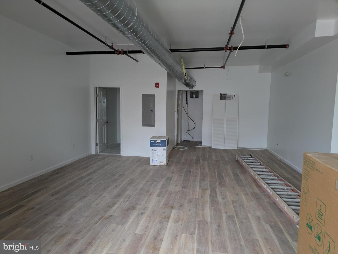 4512-16 Lancaster Ave Property Photo 4
