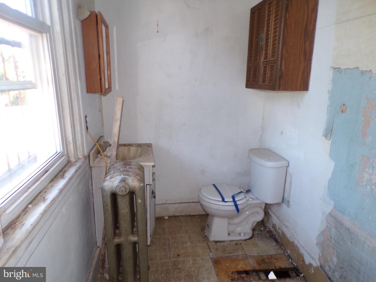 5125 Newhall St Property Photo 16