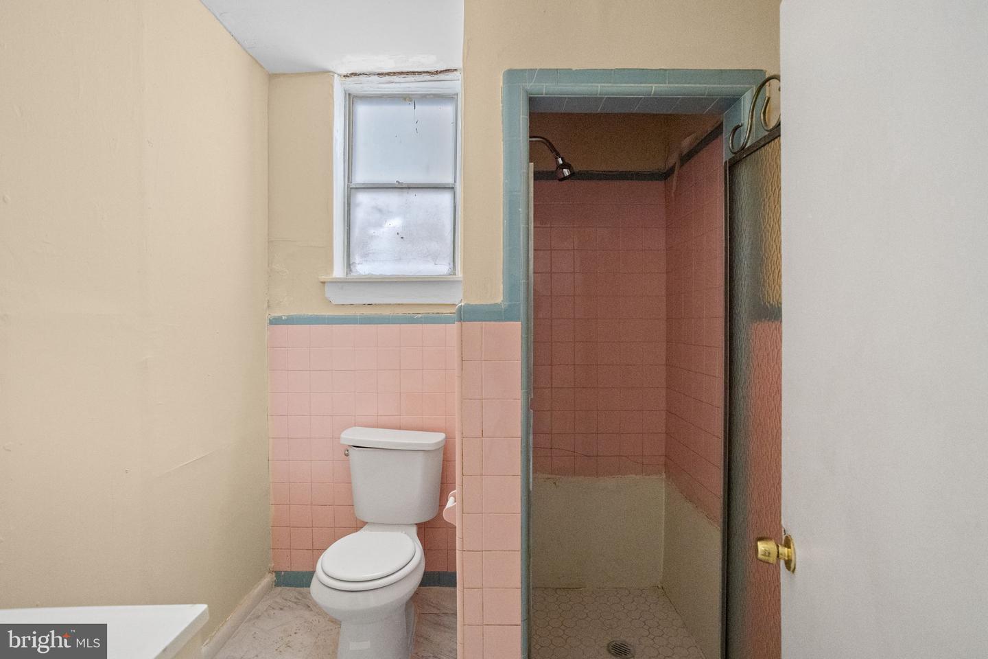 3140 N Broad St Property Photo 5