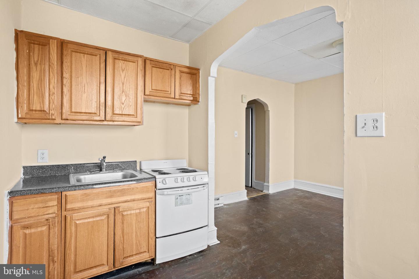 3140 N Broad St Property Photo 34