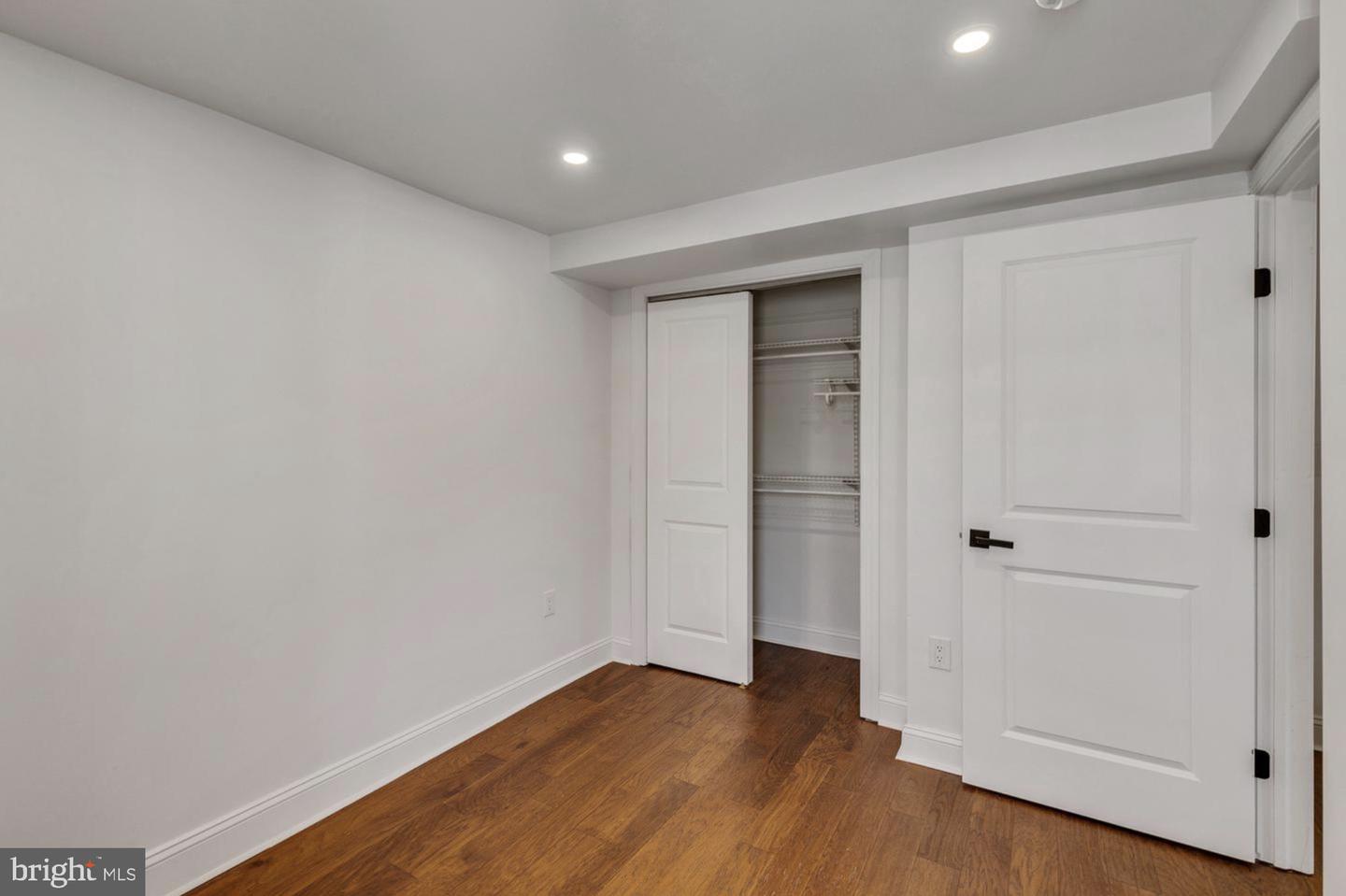 835 Corinthian Ave Property Photo 18