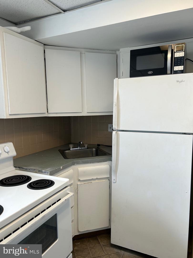 6642 Marsden St #f-2 2nd Property Photo 15