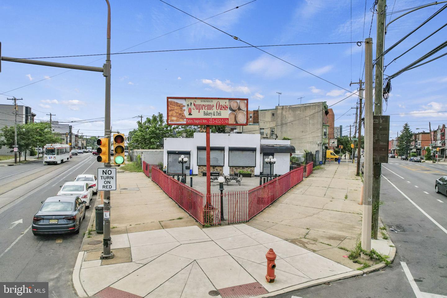 4401-4427 Lancaster Ave Property Photo 3