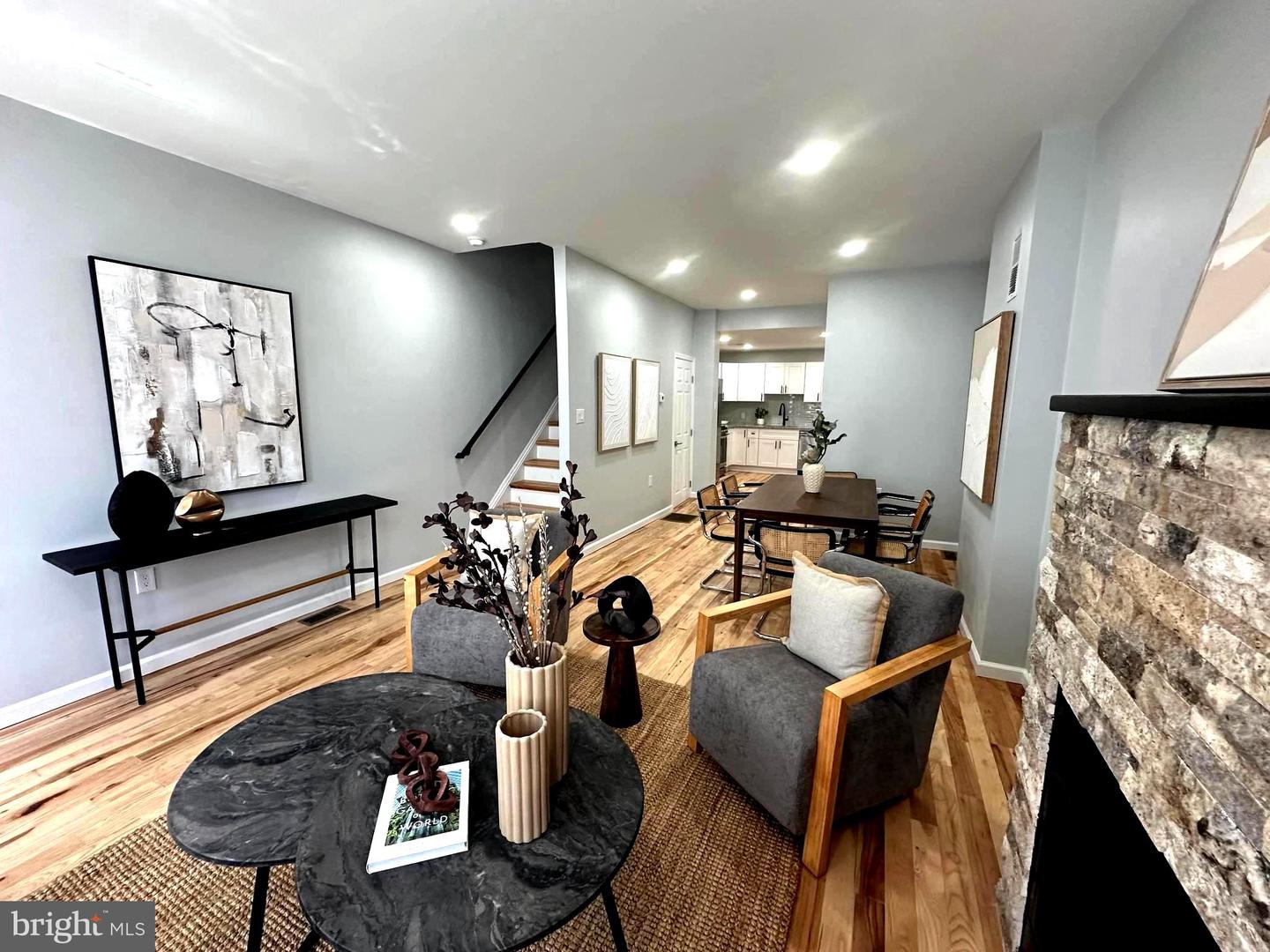 1856 Sepviva St Property Photo 1