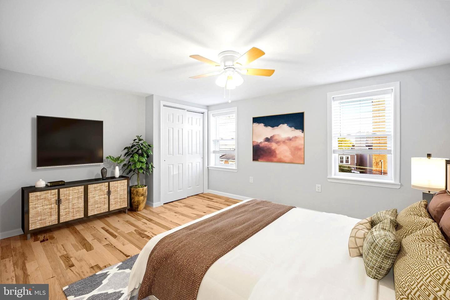 1856 Sepviva St Property Photo 23