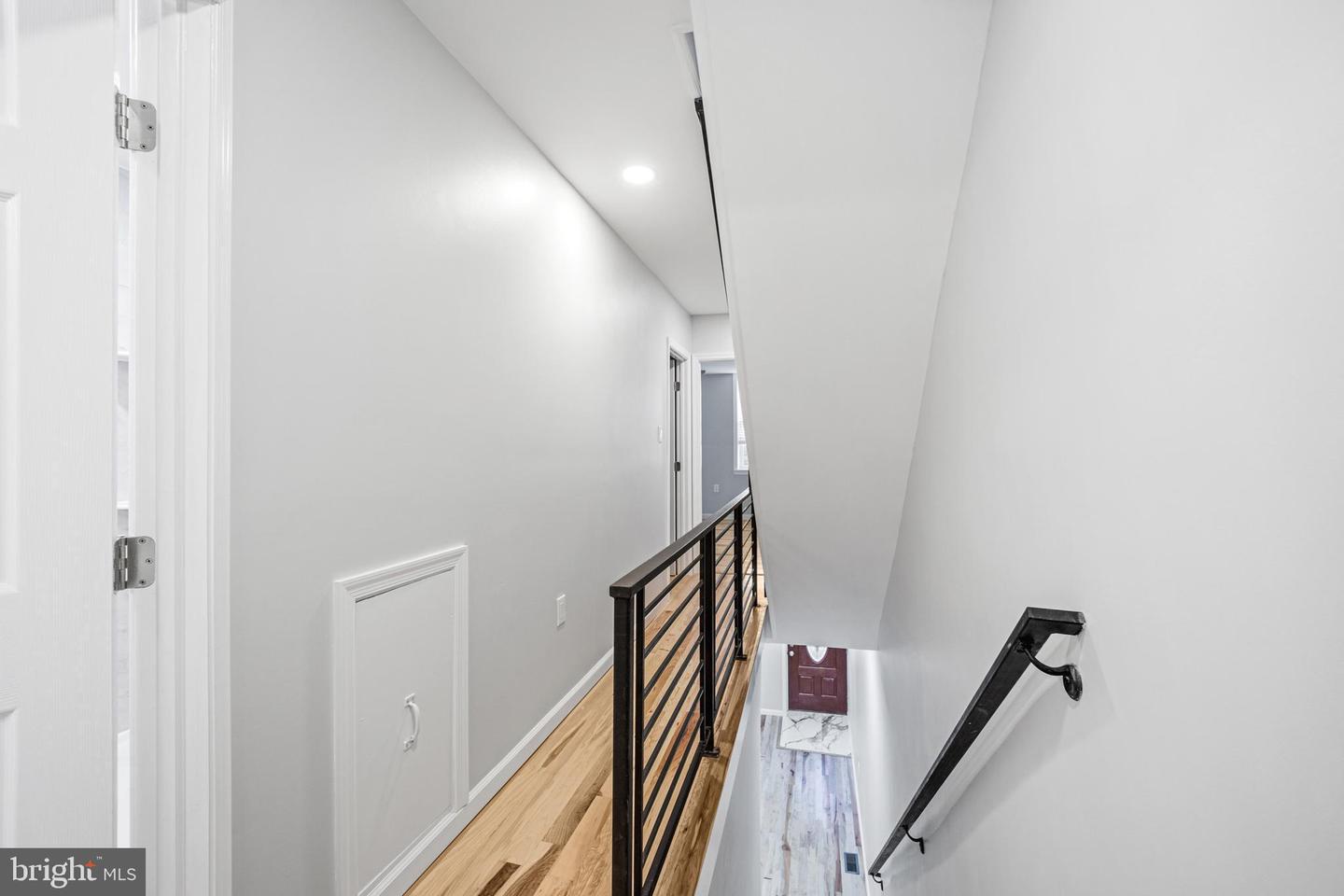 1856 Sepviva St Property Photo 35