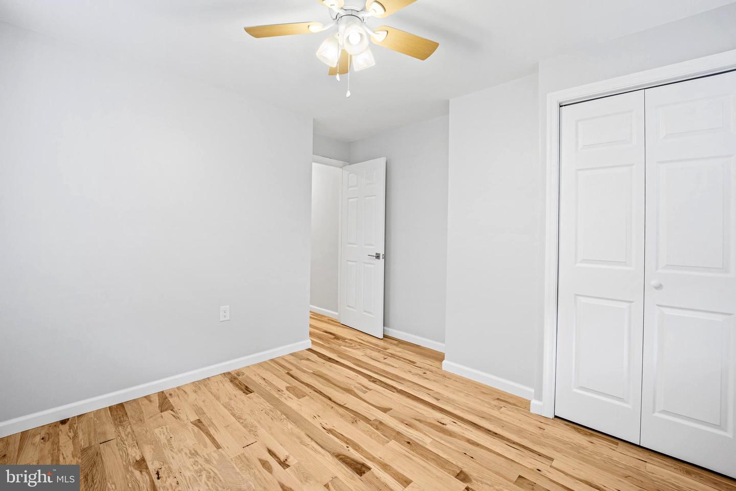 1856 Sepviva St Property Photo 39