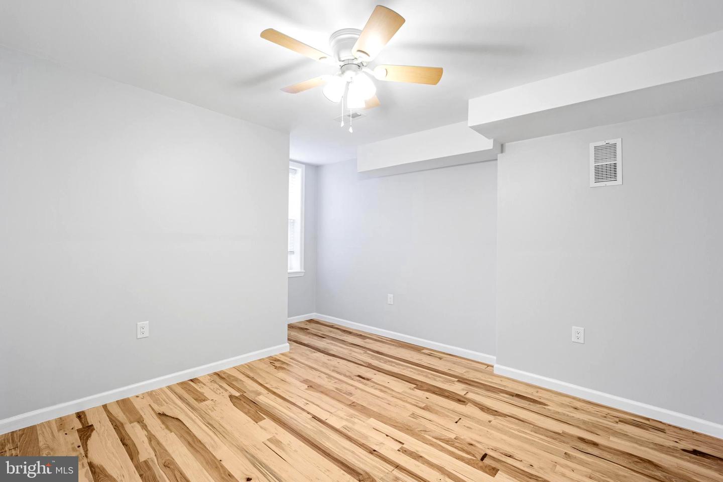1856 Sepviva St Property Photo 40